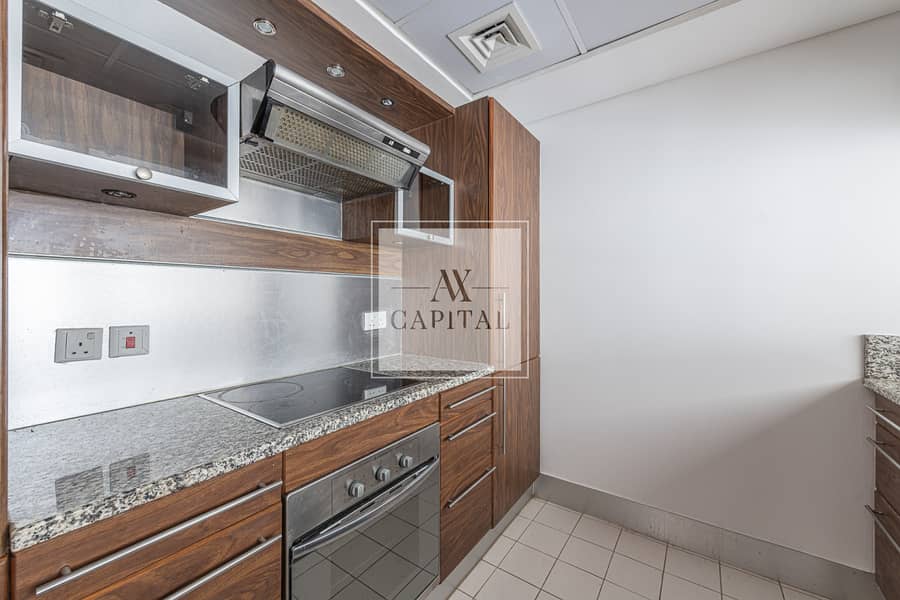 Gorgeous view | Spacious | Chiller free - Image 6