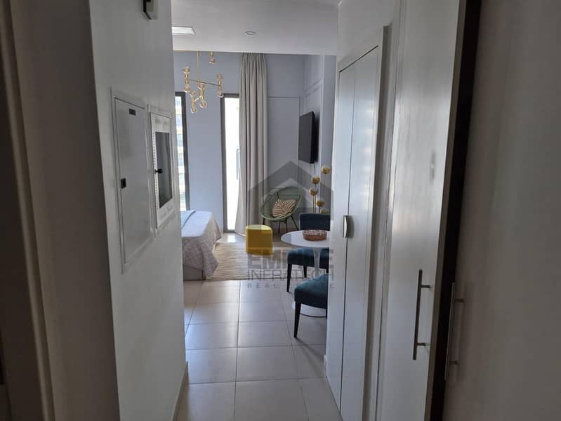 Multiple Cheqs | Furnished | Luxurious | Pool View