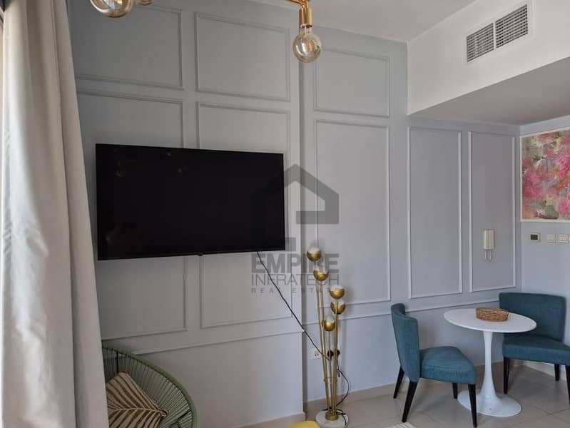 Multiple Cheqs | Furnished | Luxurious | Pool View - Image 7