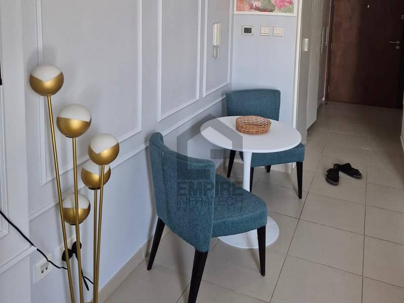 Multiple Cheqs | Furnished | Luxurious | Pool View - Image 8