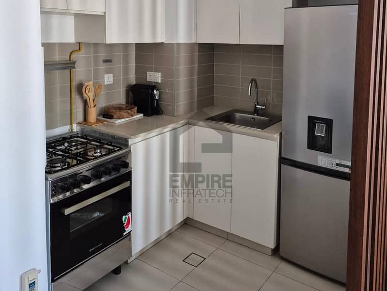 Multiple Cheqs | Furnished | Luxurious | Pool View - Image 15