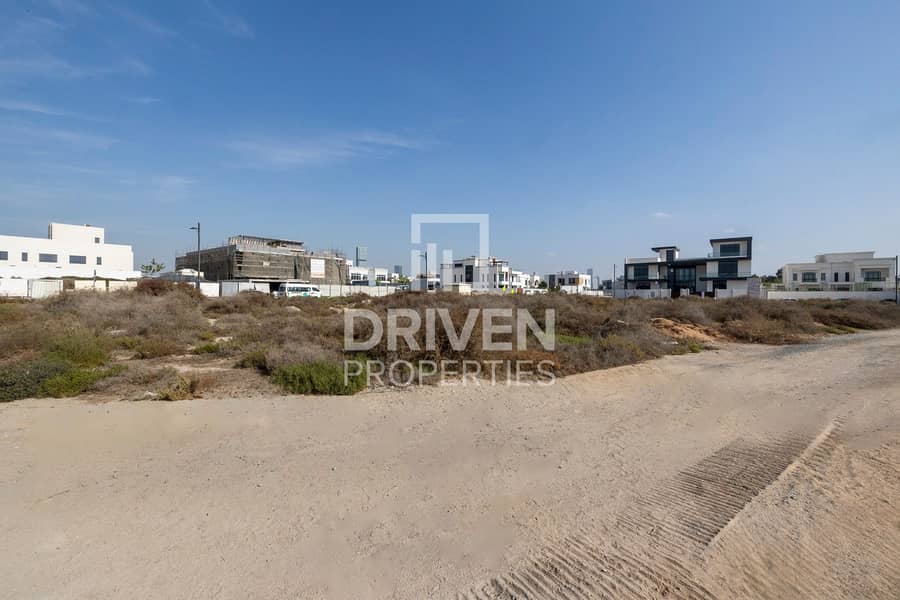 Spacious Residential Plot | Prime Location