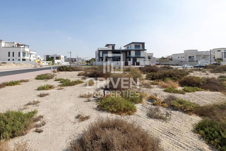 Spacious Residential Plot | Prime Location