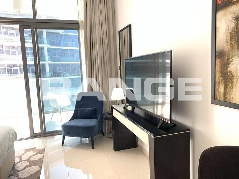 Stylish | Fully Furnished | Golf Course View