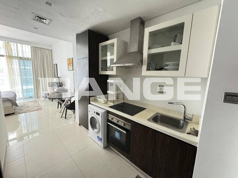 Stylish | Fully Furnished | Golf Course View