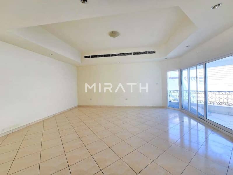 ELEGANT 4BR VILLA | PRIVATE POOL |PRVT LAWN - Image 11