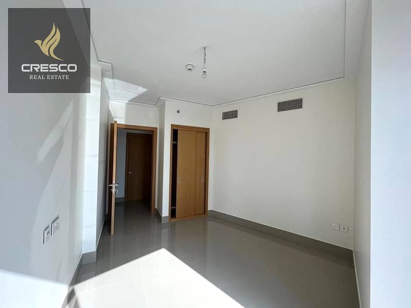 Modern building | Downtown | Blvd View - Image 6