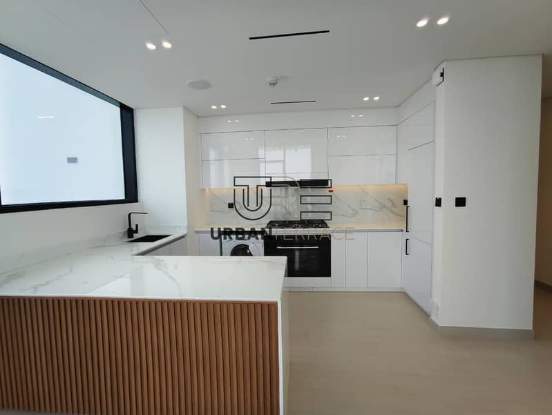 Ready To Move | Private Pool I Vacant