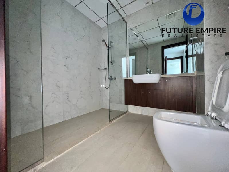 Close To Metro|Spacious 1BHK|Book Now