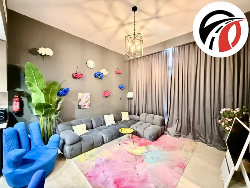 Luxury fully furnished 2bhk / Downtown view / chiller free/ best apt / in a very nice community