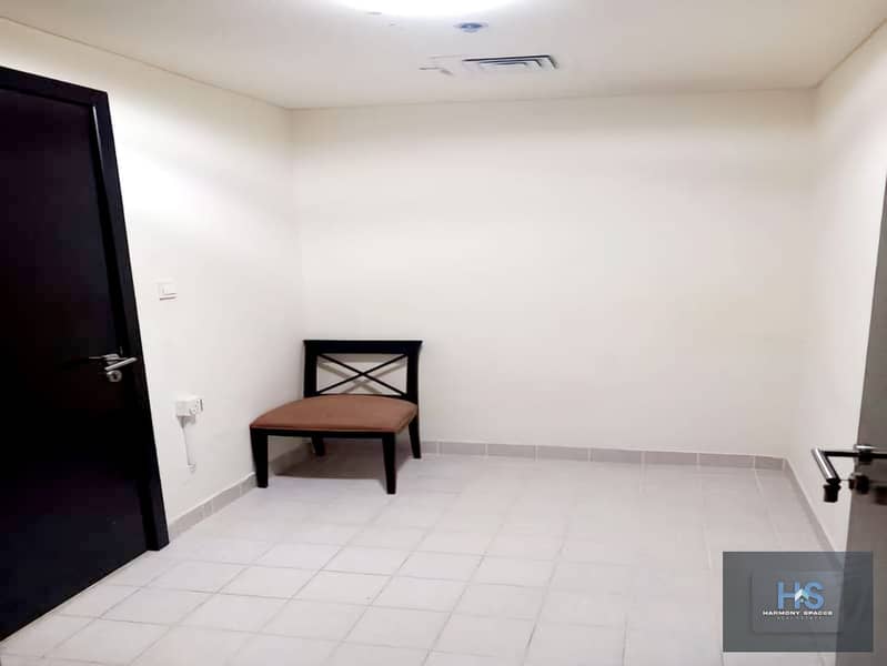 CHILLER FREE /FULLY FURNISHED / CLOSE TO METRO - Image 15