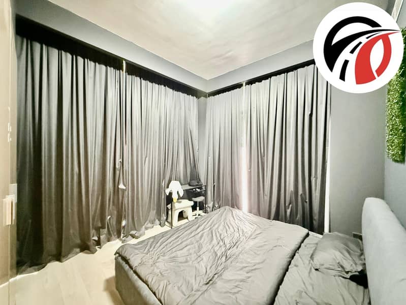 Luxury fully furnished 2bhk / Downtown view / chiller free/ best apt / in a very nice community - Image 11