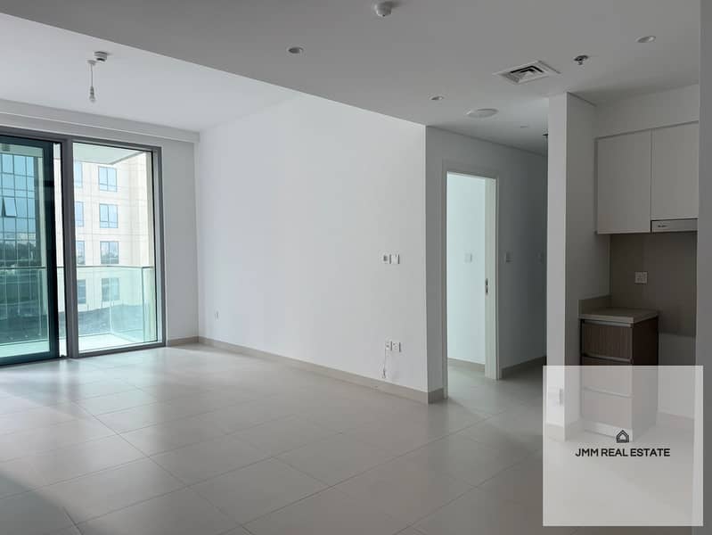 VACANT | SEA&BURJKHALIFA VIEW | LOW FLOOR