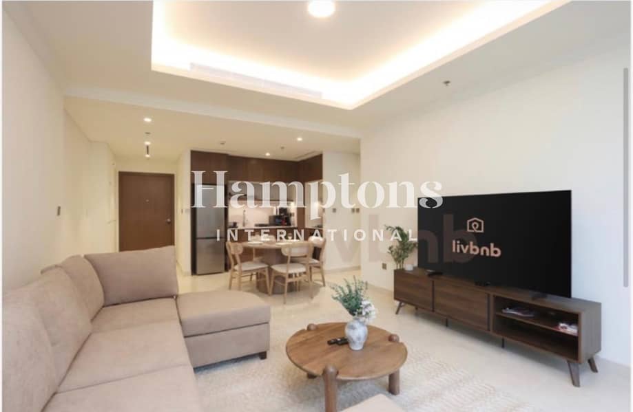 Fully Furnished | Mid Floor | 2 Cheques