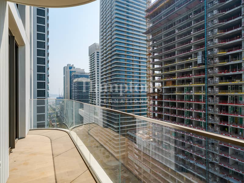 Fully Furnished | Mid Floor | 2 Cheques - Image 17