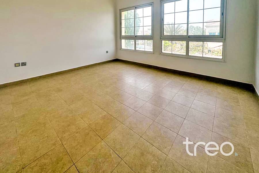 Beautiful Villa | Central location | Large plot - Image 7