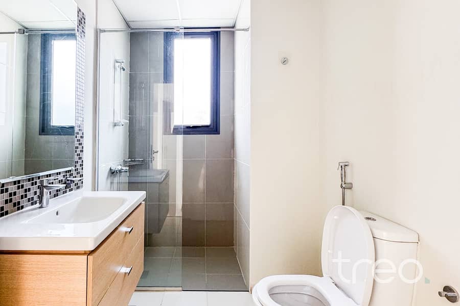 6- Bedroom / V3 Layout / Single Row