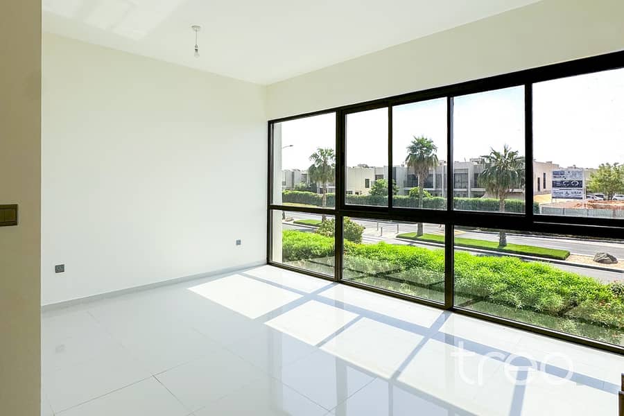 6- Bedroom / V3 Layout / Single Row - Image 8