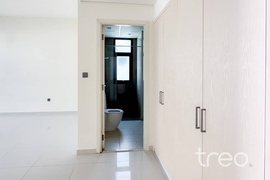 6- Bedroom / V3 Layout / Single Row - Image 17