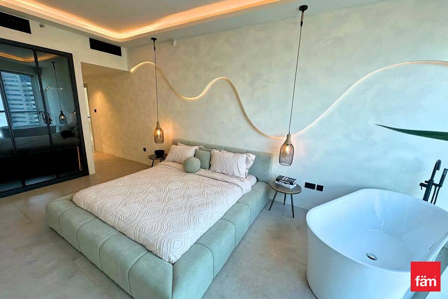 Upgraded | Furnished | Sea And Lake View | Duplex