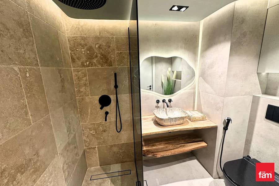 Upgraded | Furnished | Sea And Lake View | Duplex - Image 13