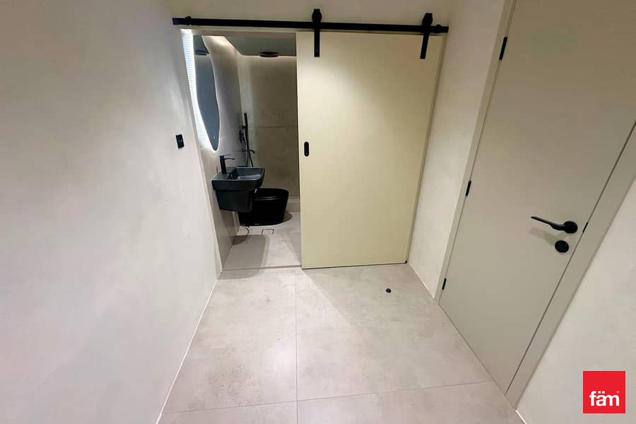 Upgraded | Furnished | Sea And Lake View | Duplex - Image 14