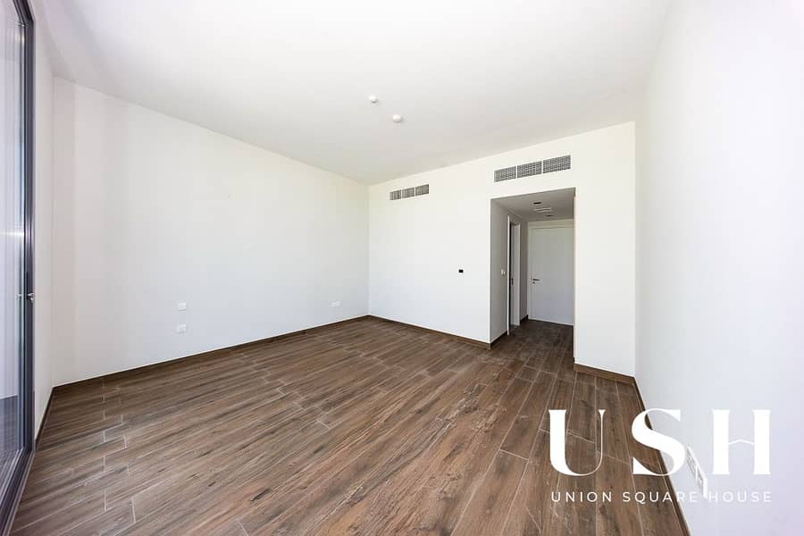 Spacious 4BR Home | Prime Location | Modern - Image 26