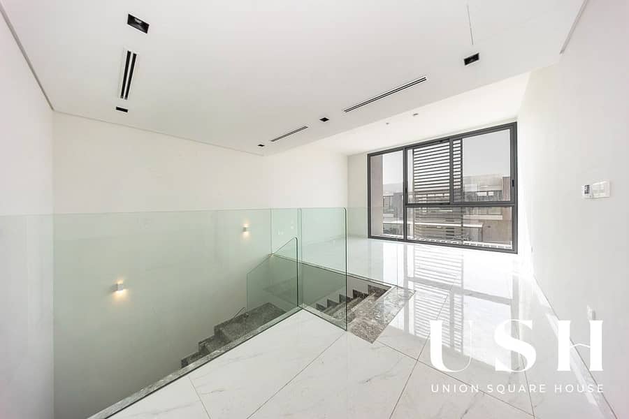 Spacious 4BR Home | Prime Location | Modern - Image 39