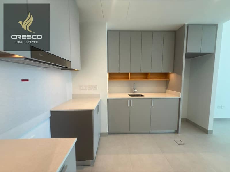 Burj Views | Stunning View | Waterfront Living