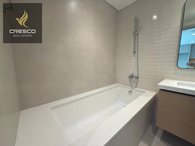 Burj Views | Stunning View | Waterfront Living - Image 14