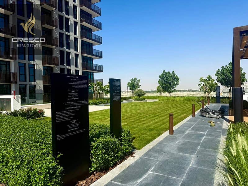 Burj Views | Stunning View | Waterfront Living - Image 17