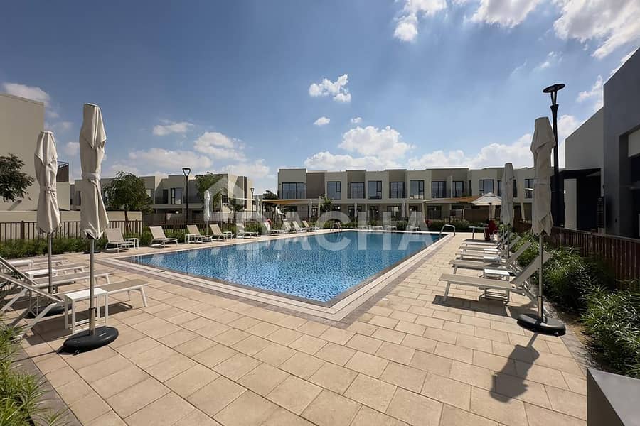 Landscaped | Near pool | Unfurnished - Image 12