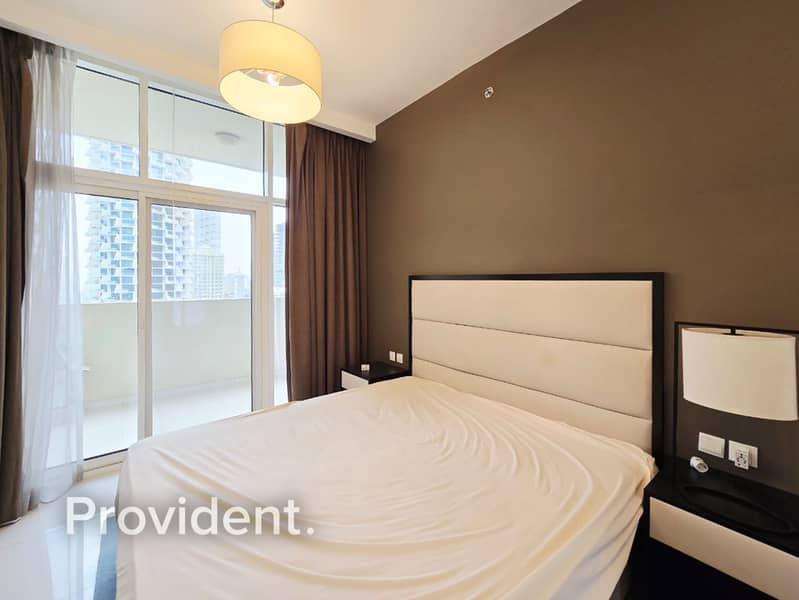 Near Park | Prime Access | Spacious Layout - Image 11