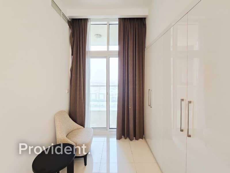 Near Park | Prime Access | Spacious Layout - Image 13