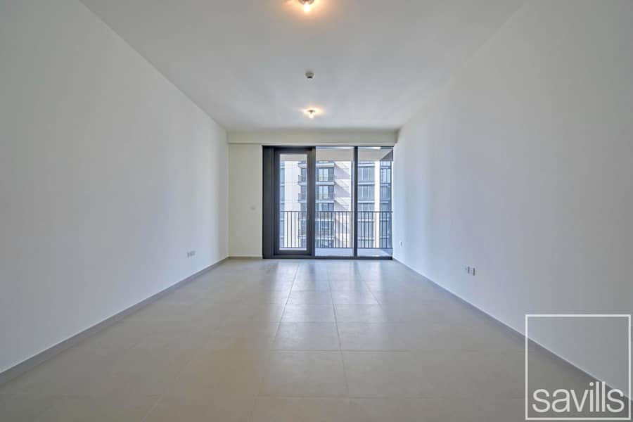 Vacant February | Mid floor | Study room