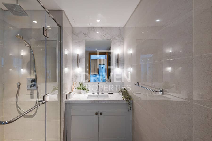 Fully Furnished | Elevated Unit | Vacant - Image 10