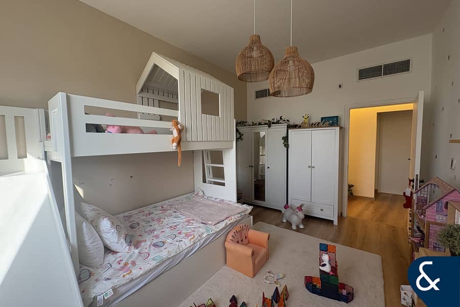 Upgraded | Rare unit | Spacious Layout