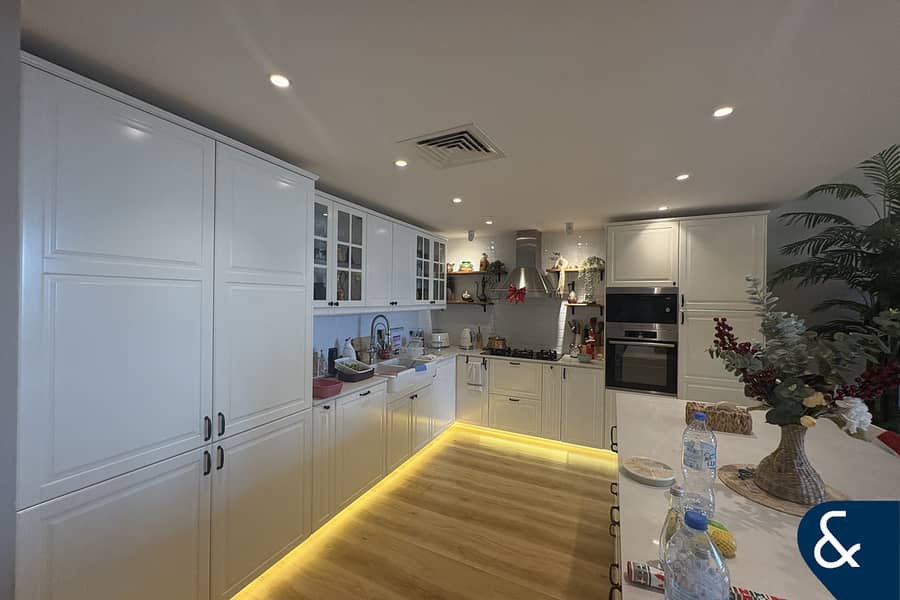 Upgraded | Rare unit | Spacious Layout