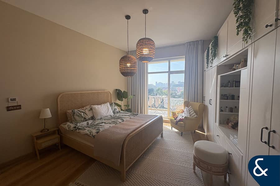 Upgraded | Rare unit | Spacious Layout - Image 10