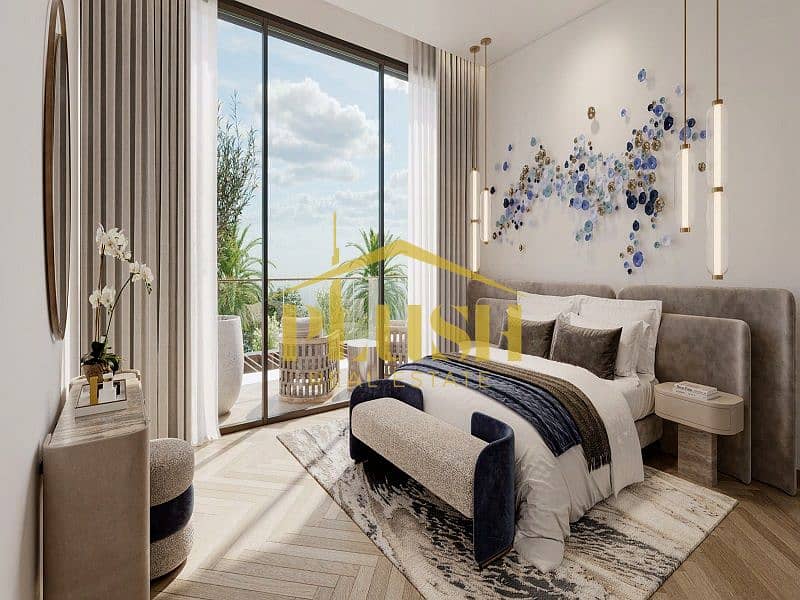 Upscale Living Space | Large Interior | Great Spot - Image 6