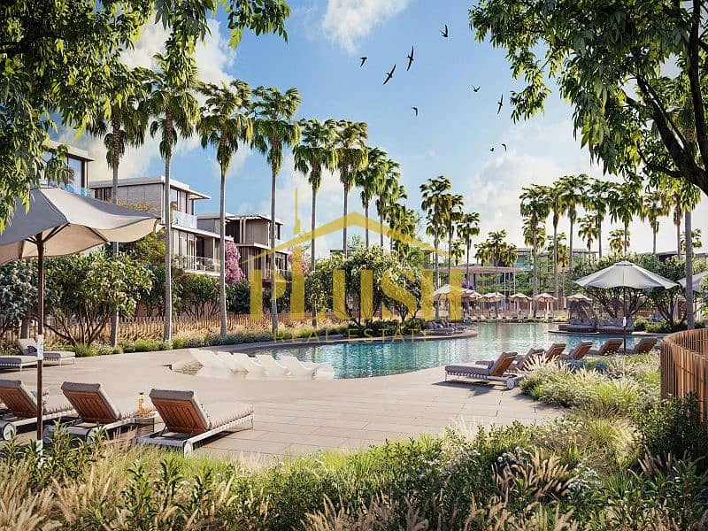 Upscale Living Space | Large Interior | Great Spot - Image 10