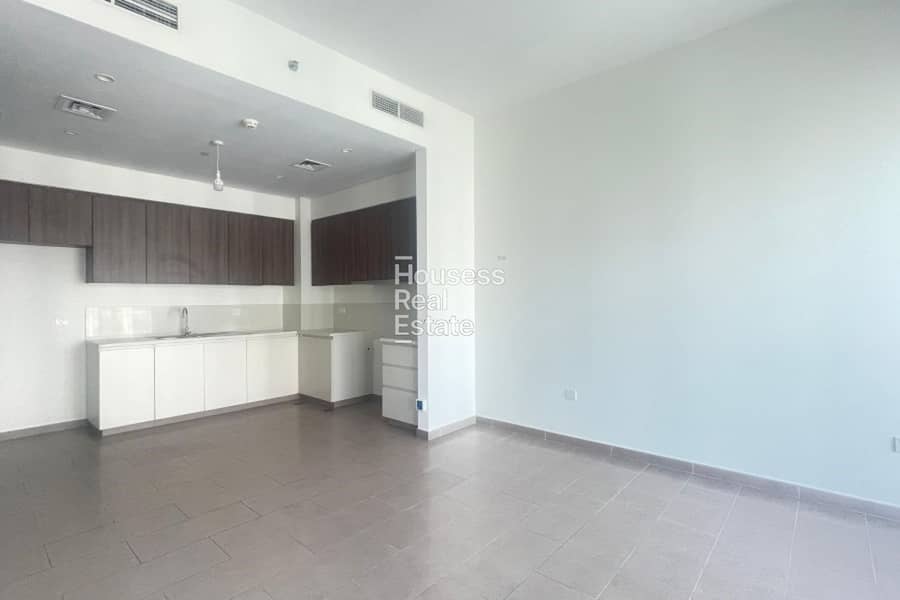 Elegant | Modern and Spacious | Vacant - Image 9