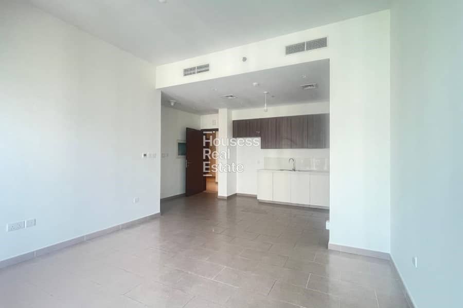 Elegant | Modern and Spacious | Vacant - Image 12