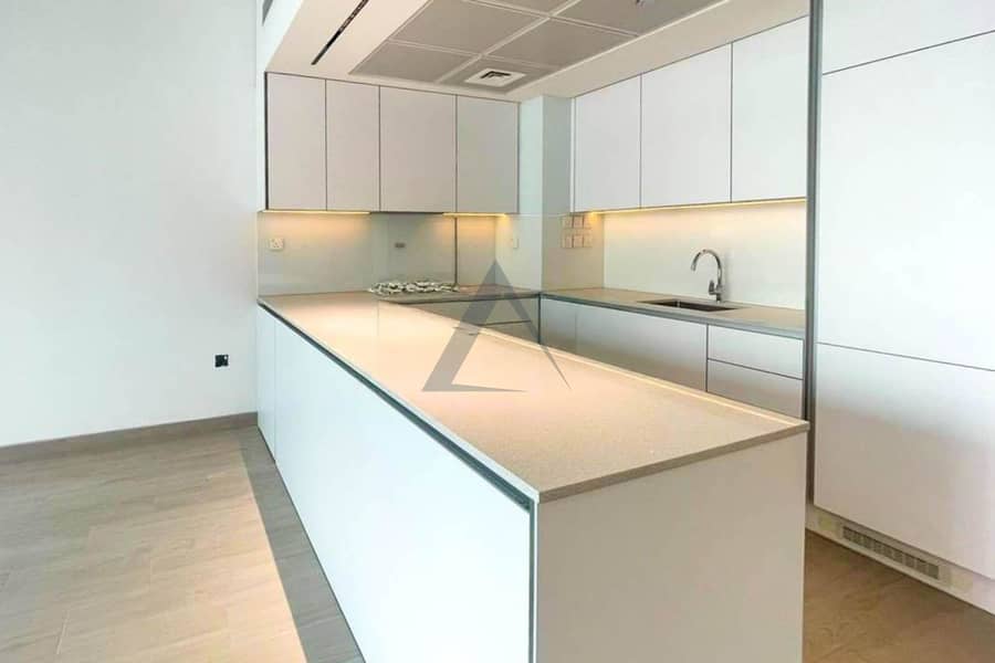 Luxury Apartment with Park View Next to Hotel in JVC - Image 6