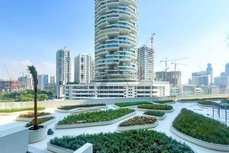 Luxury Apartment with Park View Next to Hotel in JVC - Image 14