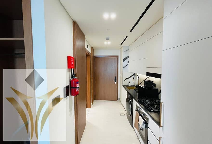 Fully Furnished | Full Canal View | Prime Location - Image 16