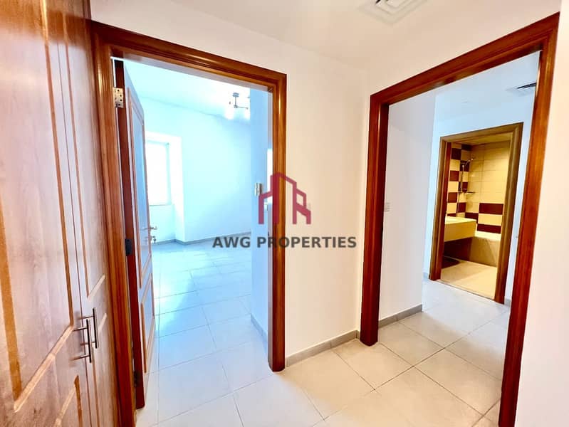 Chiller Free! With Balcony| Near Metro| Multiple Options