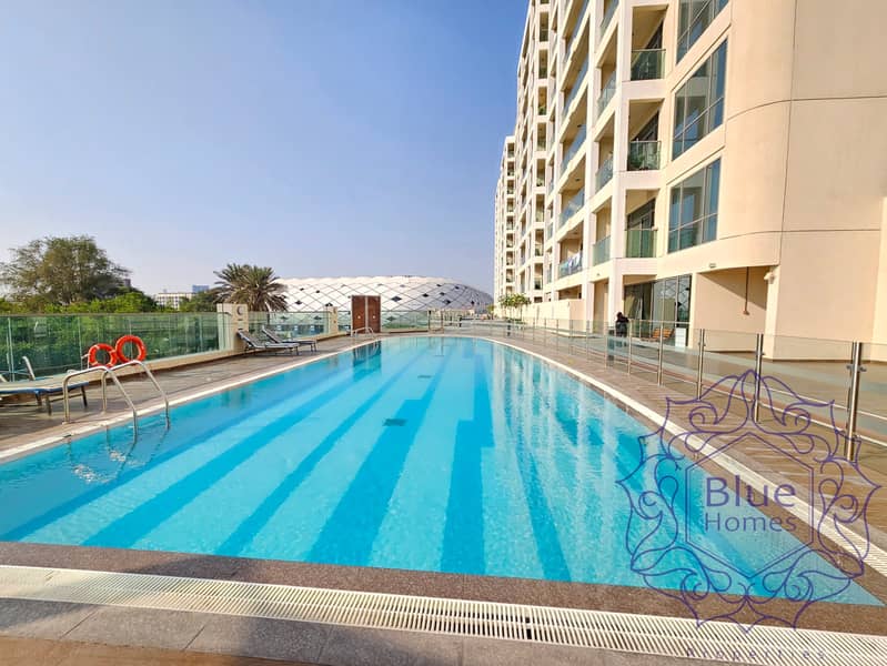 Stylish 3BR + store room burj khalifa Dubai frame view prime location oud metha