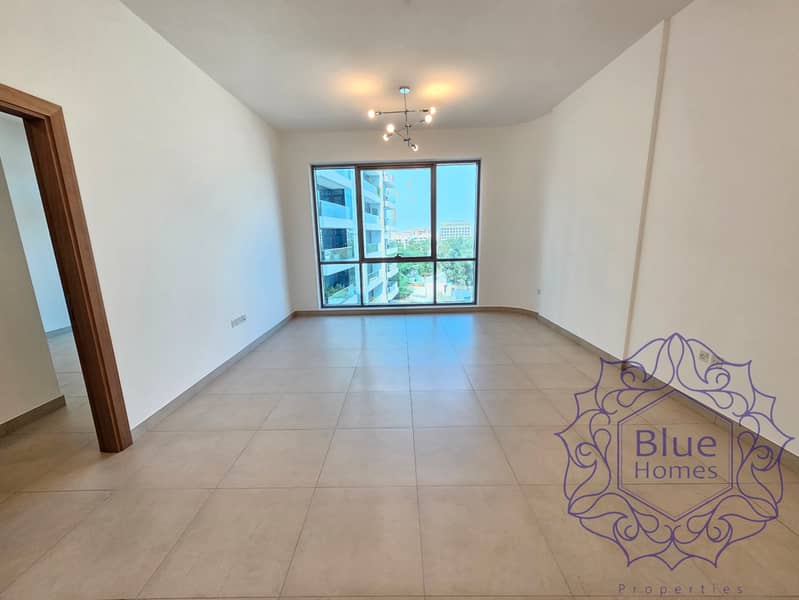 Stylish 3BR + store room burj khalifa Dubai frame view prime location oud metha - Image 6