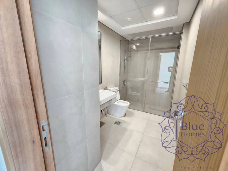 Stylish 3BR + store room burj khalifa Dubai frame view prime location oud metha - Image 19